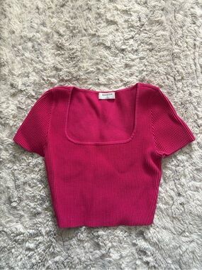 Babaton Ribbed Square-Neck Crop Top in Fuchsia